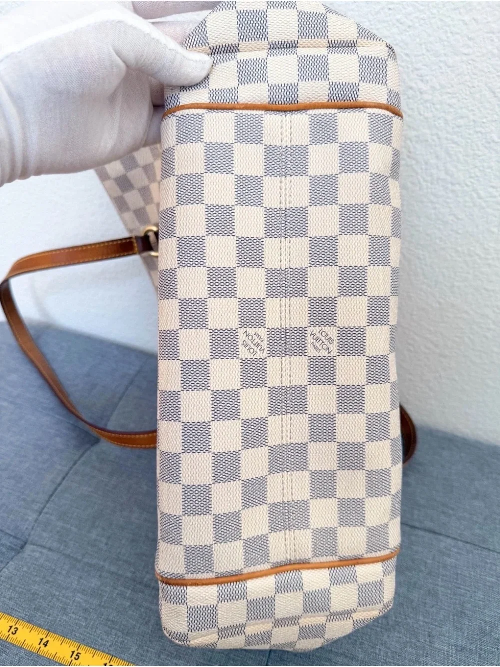 Authentic Louis Vuitton with Receipt Totally MM Damier Azur Tote Bag - Picture 8 of 12